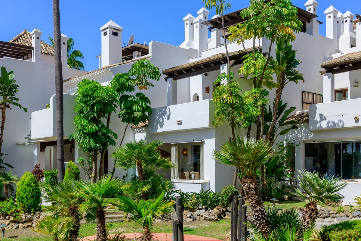 Huis te koop in El Paraiso | 3 slaapkamers H5483461