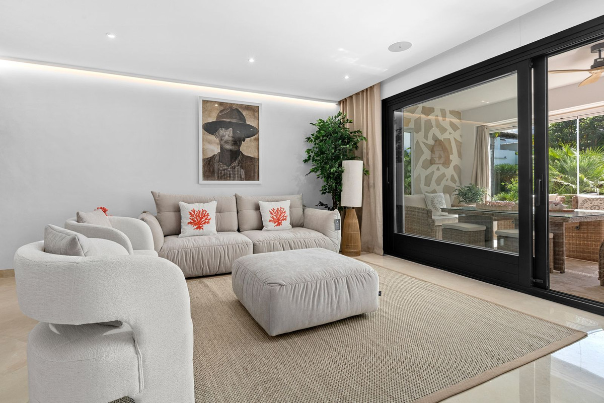 Huis te koop in El Paraiso | 3 slaapkamers H5483461