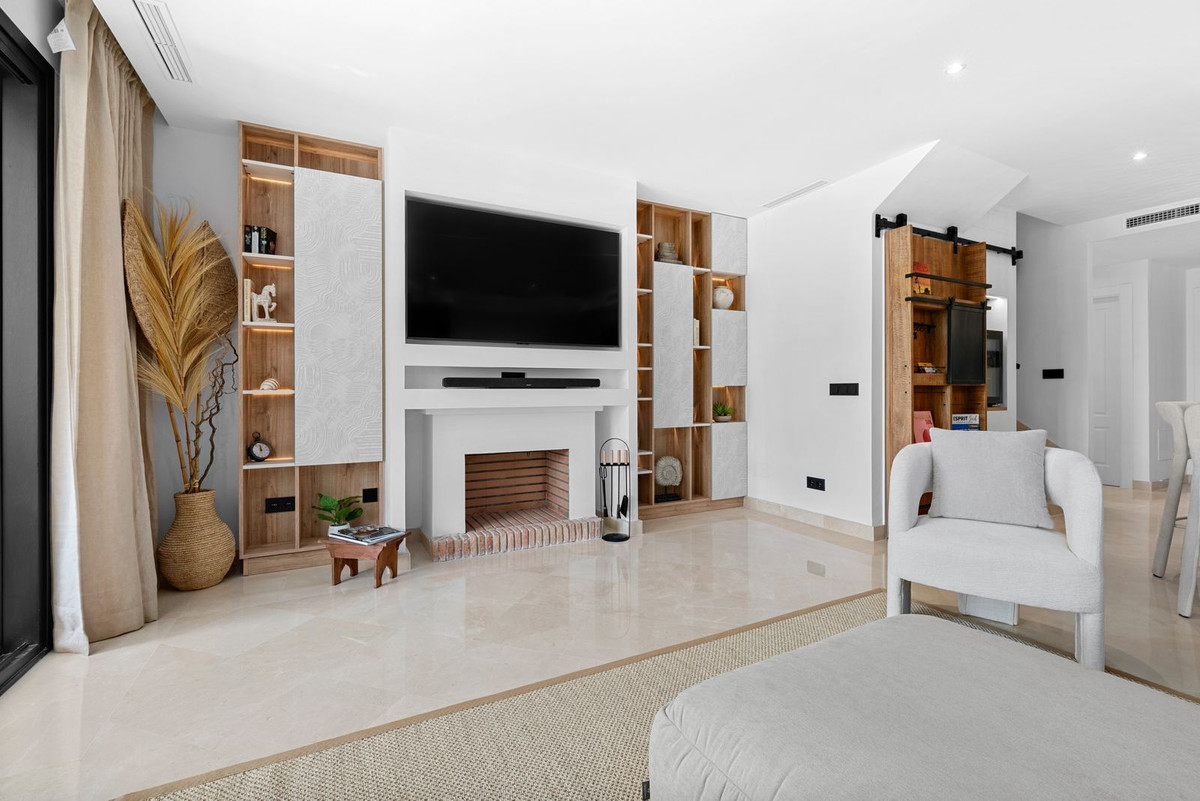 Huis te koop in El Paraiso | 3 slaapkamers H5483461