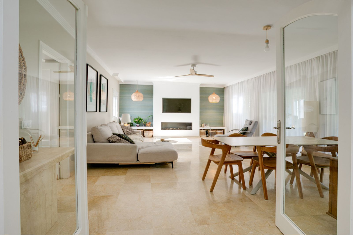 Huis te koop in El Paraiso | 3 slaapkamers H5486074