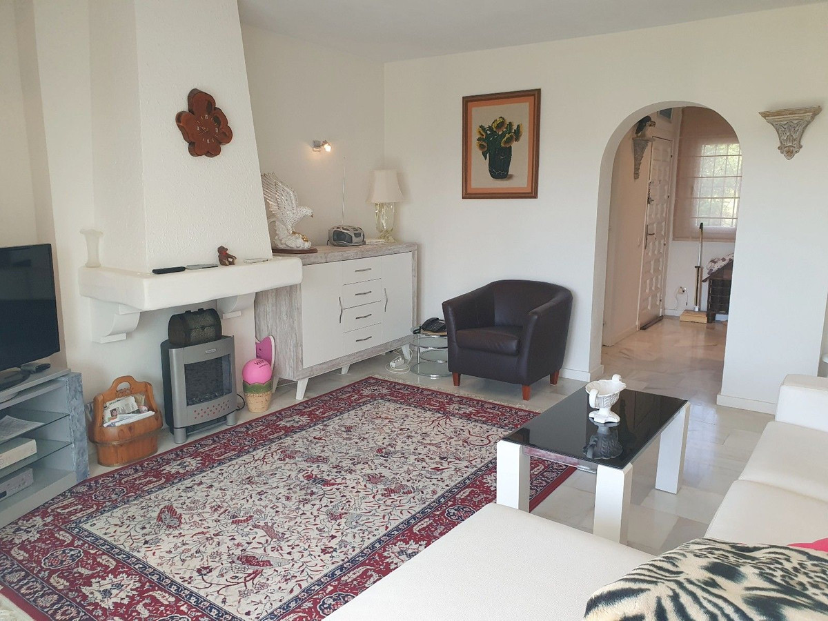 Huis te koop in El Paraiso | 2 slaapkamers H5490616