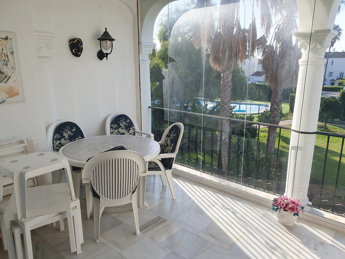 Huis te koop in El Paraiso | 2 slaapkamers H5490616