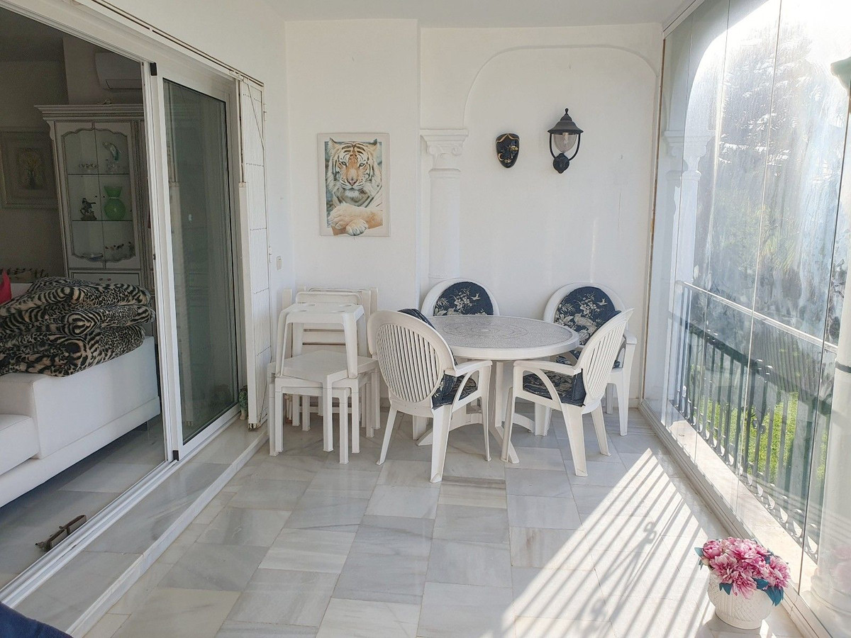 Huis te koop in El Paraiso | 2 slaapkamers H5490616