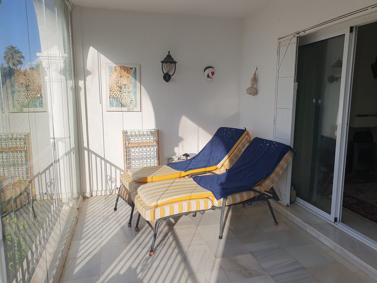 Huis te koop in El Paraiso | 2 slaapkamers H5490616