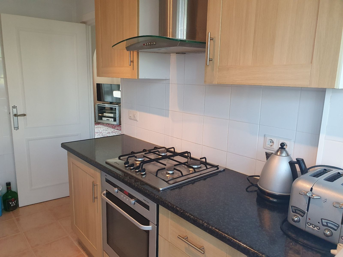 Huis te koop in El Paraiso | 2 slaapkamers H5490616