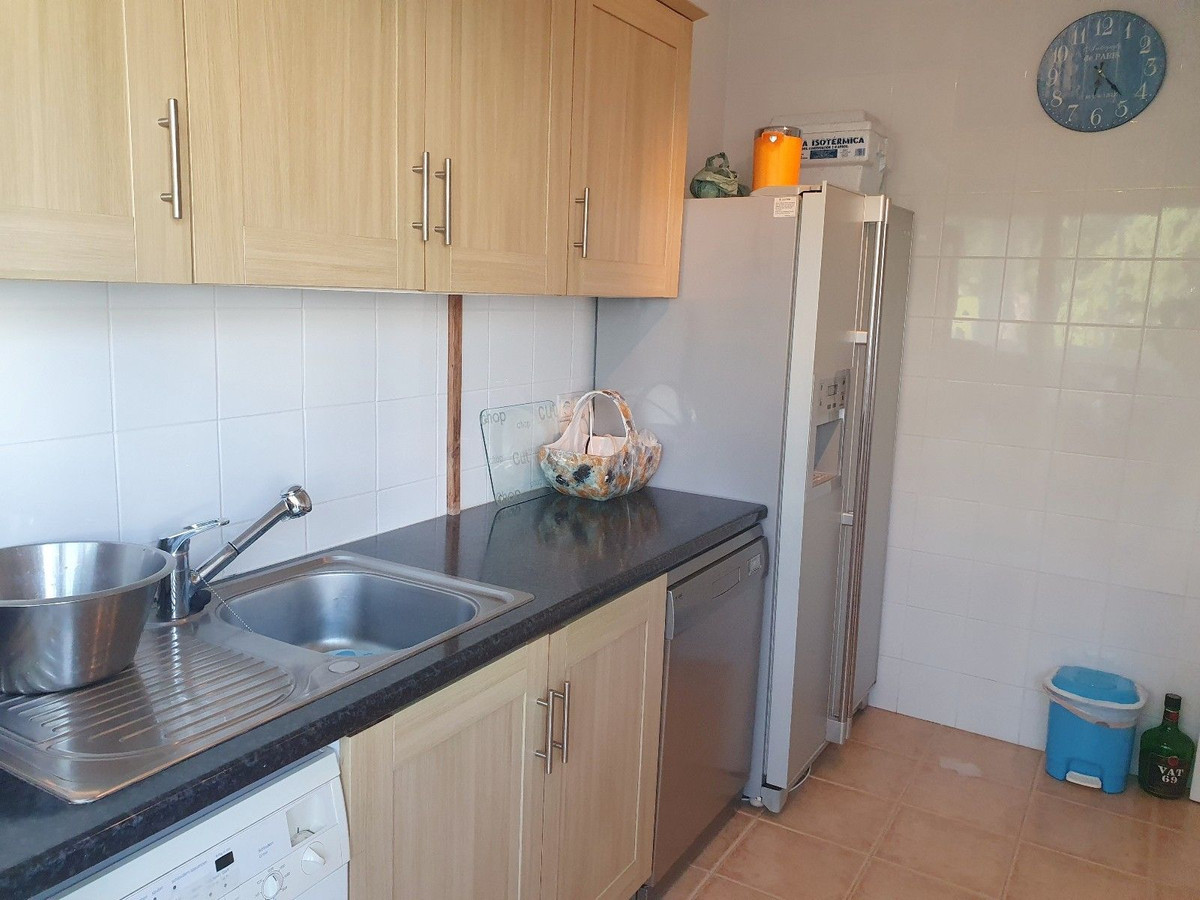 Huis te koop in El Paraiso | 2 slaapkamers H5490616