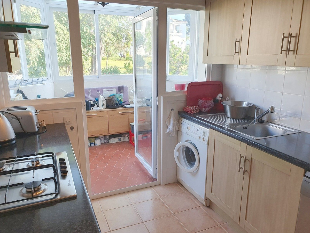 Huis te koop in El Paraiso | 2 slaapkamers H5490616
