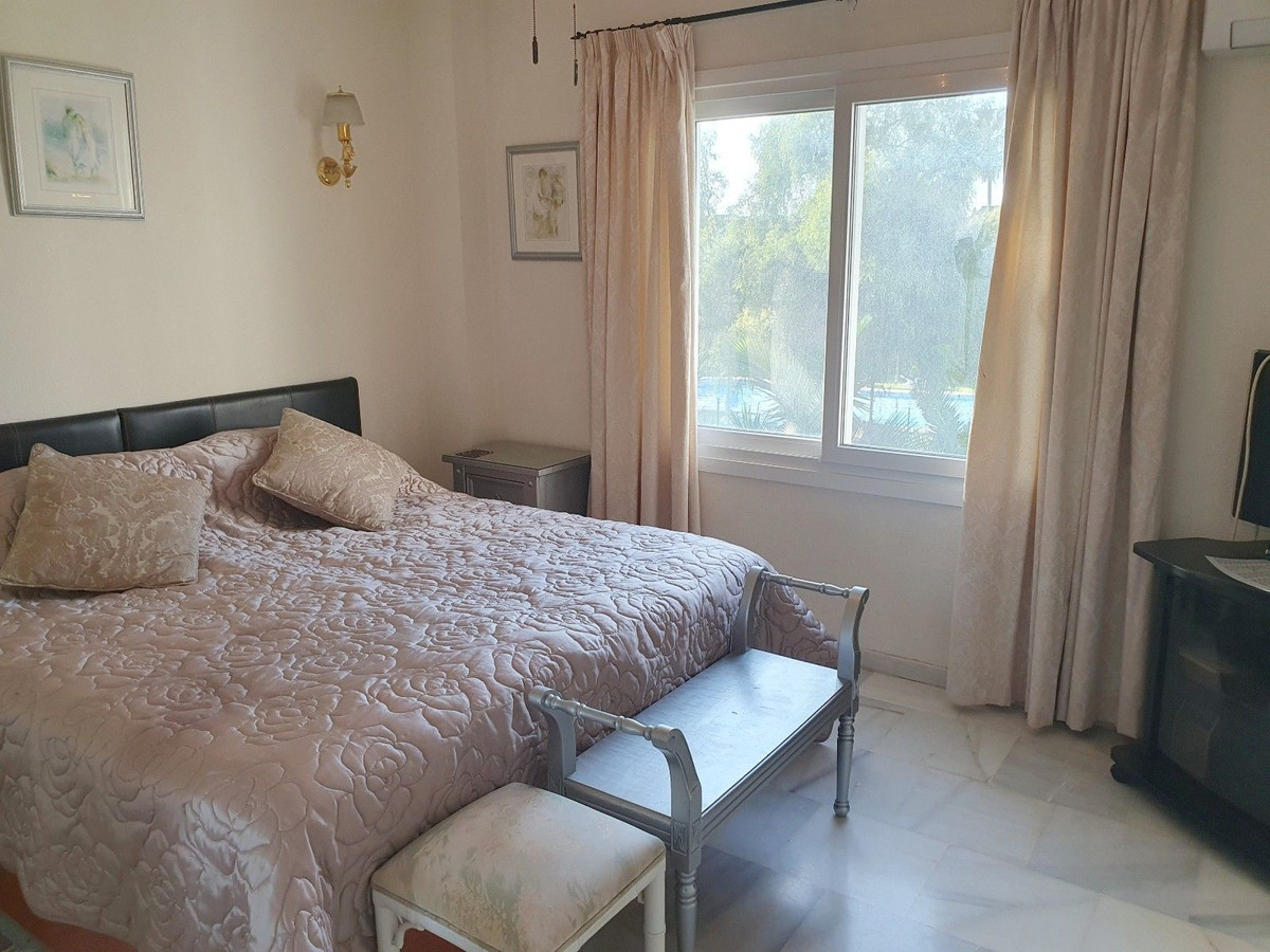 Huis te koop in El Paraiso | 2 slaapkamers H5490616