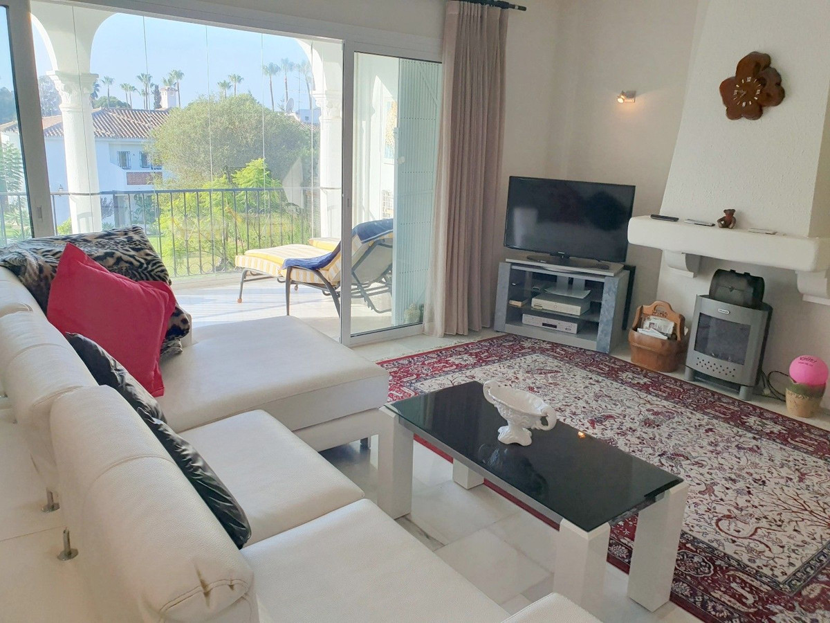 Huis te koop in El Paraiso | 2 slaapkamers H5490616