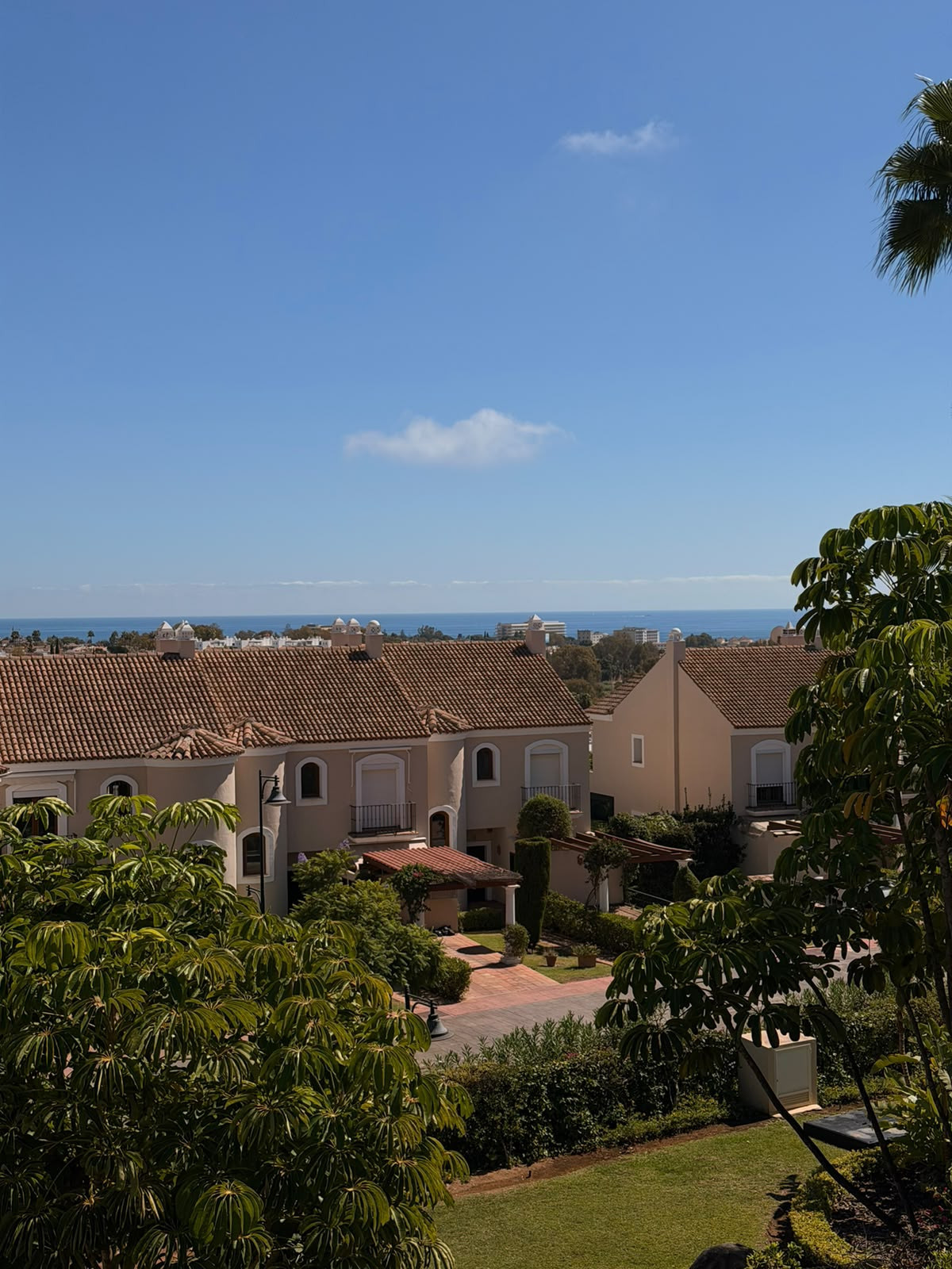 Huis te koop in El Paraiso | 3 slaapkamers H5495632