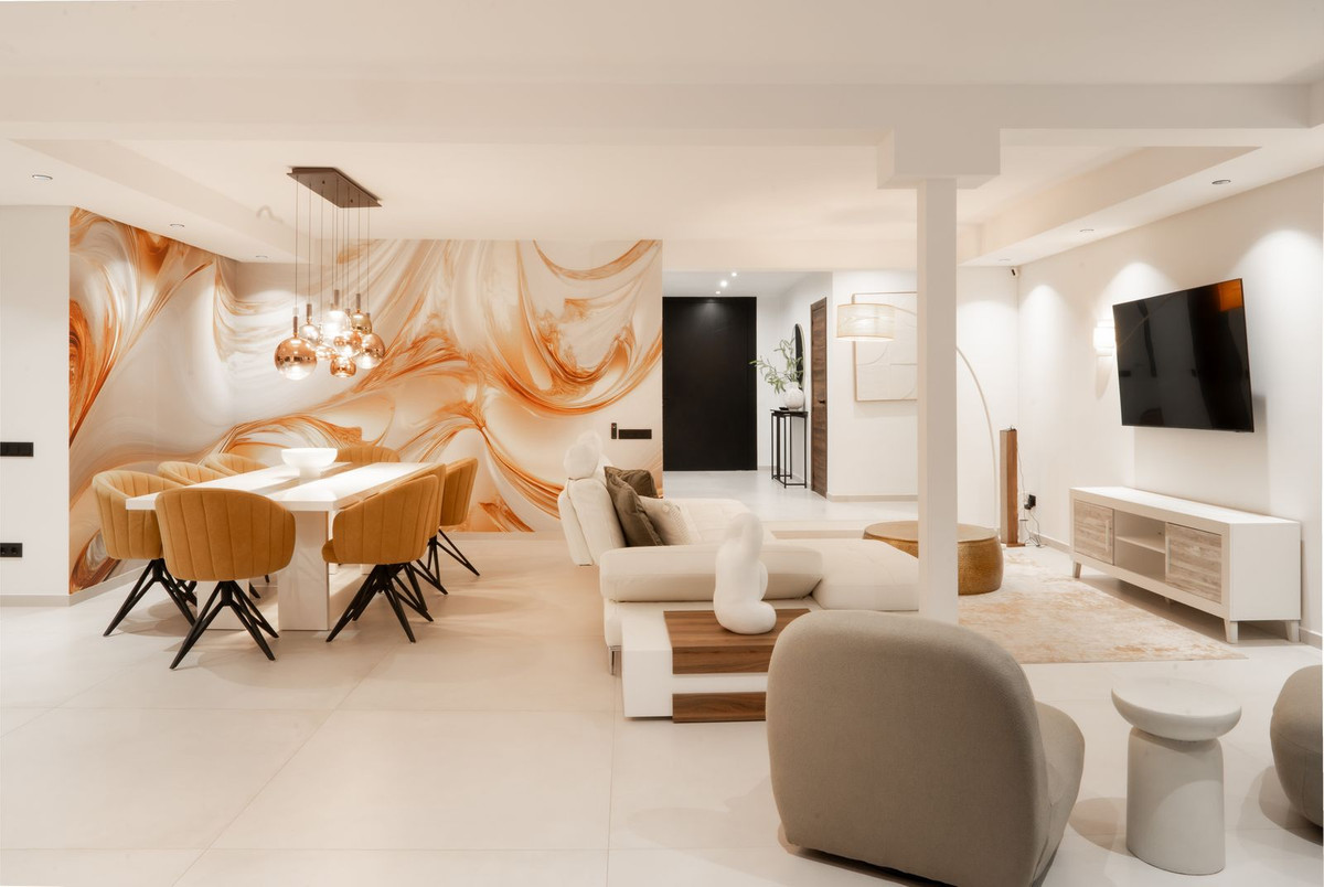 Huis te koop in El Paraiso | 5 slaapkamers H5496214