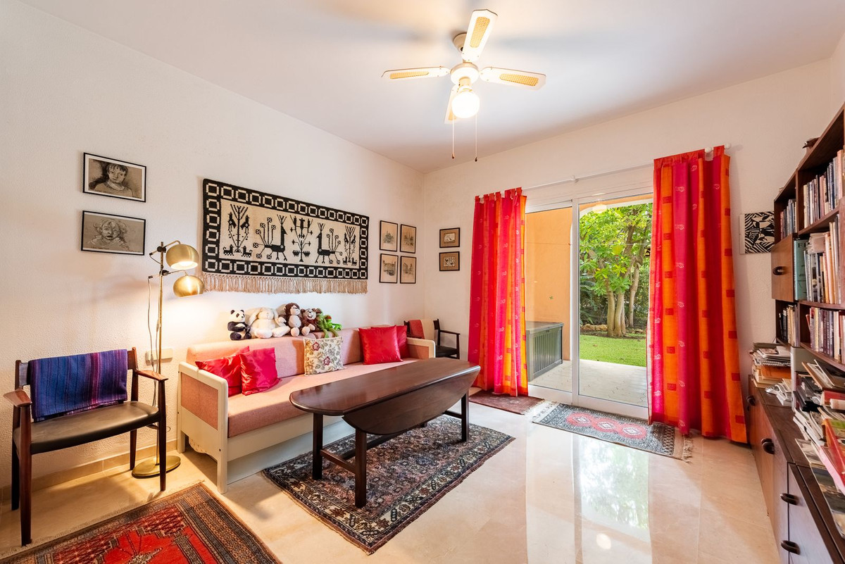 Huis te koop in El Paraiso | 4 slaapkamers H5496880