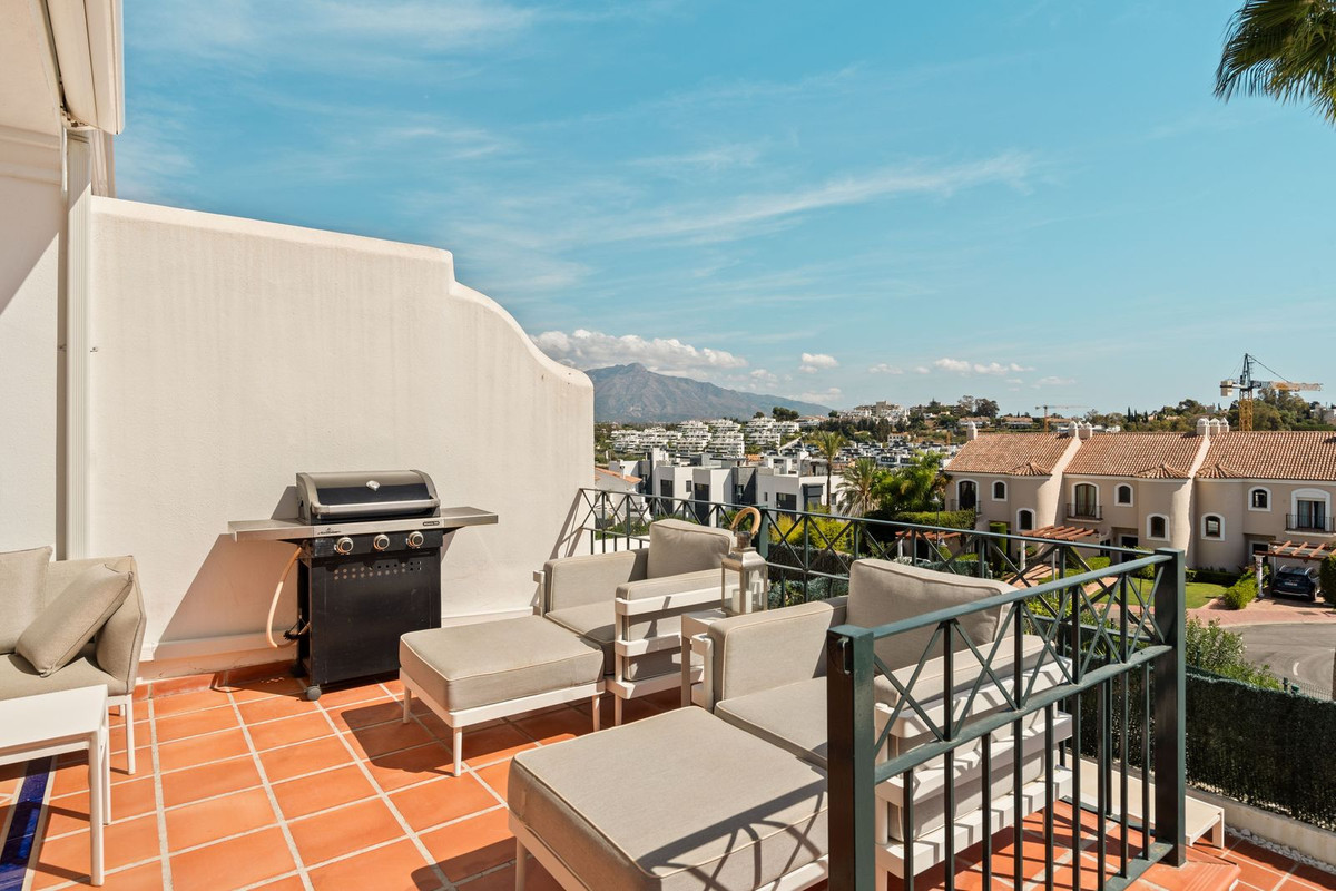 Huis te koop in El Paraiso | 3 slaapkamers H5505889