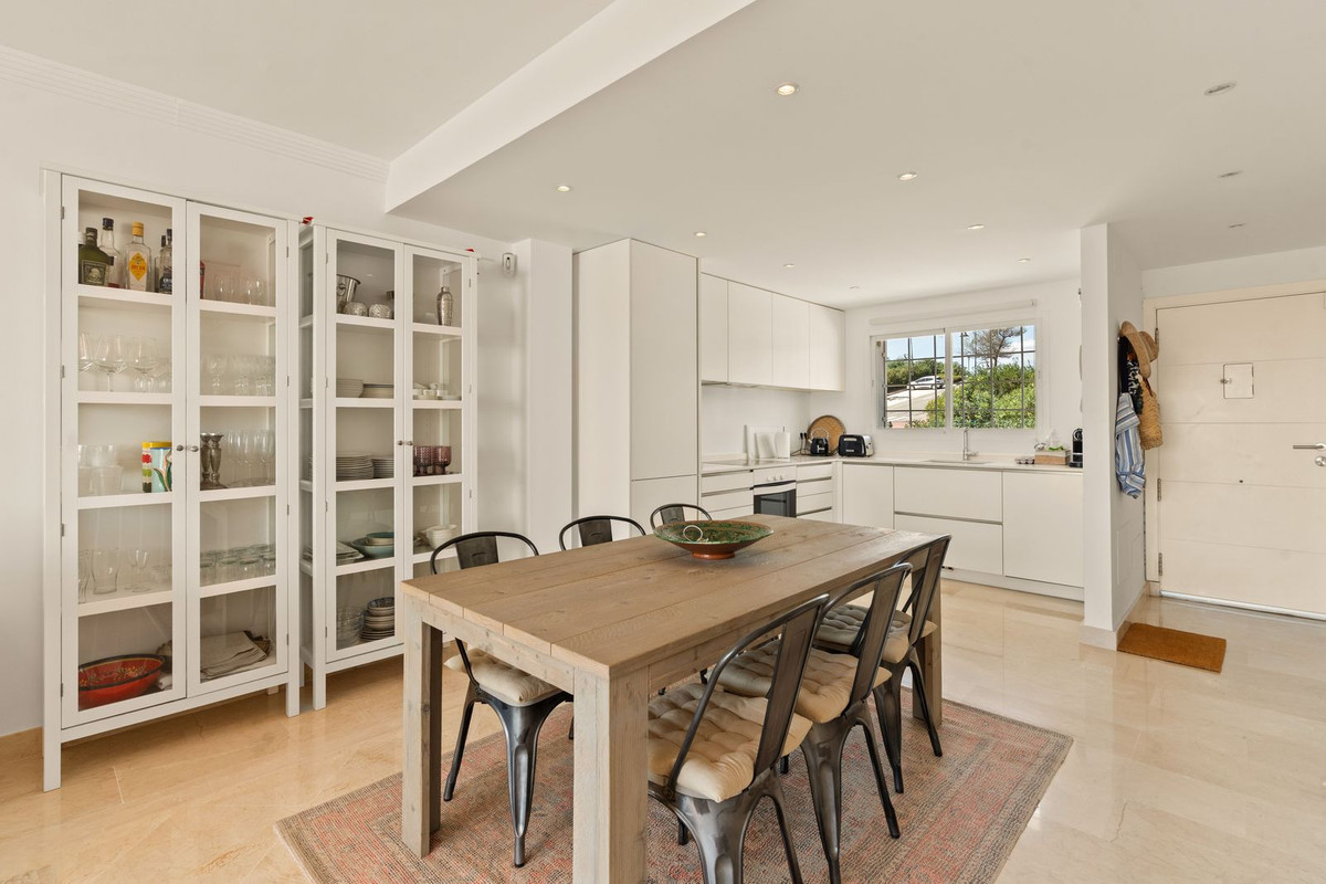 Huis te koop in El Paraiso | 3 slaapkamers H5505889