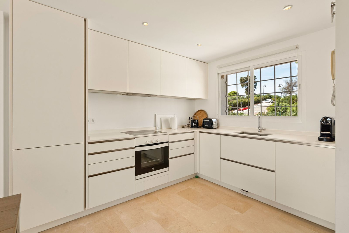 Huis te koop in El Paraiso | 3 slaapkamers H5505889
