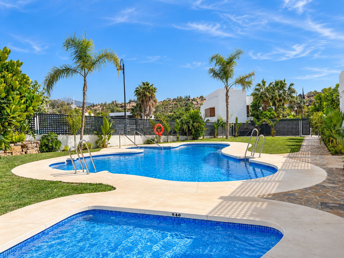 Huis te koop in El Paraiso | 3 slaapkamers H5514256