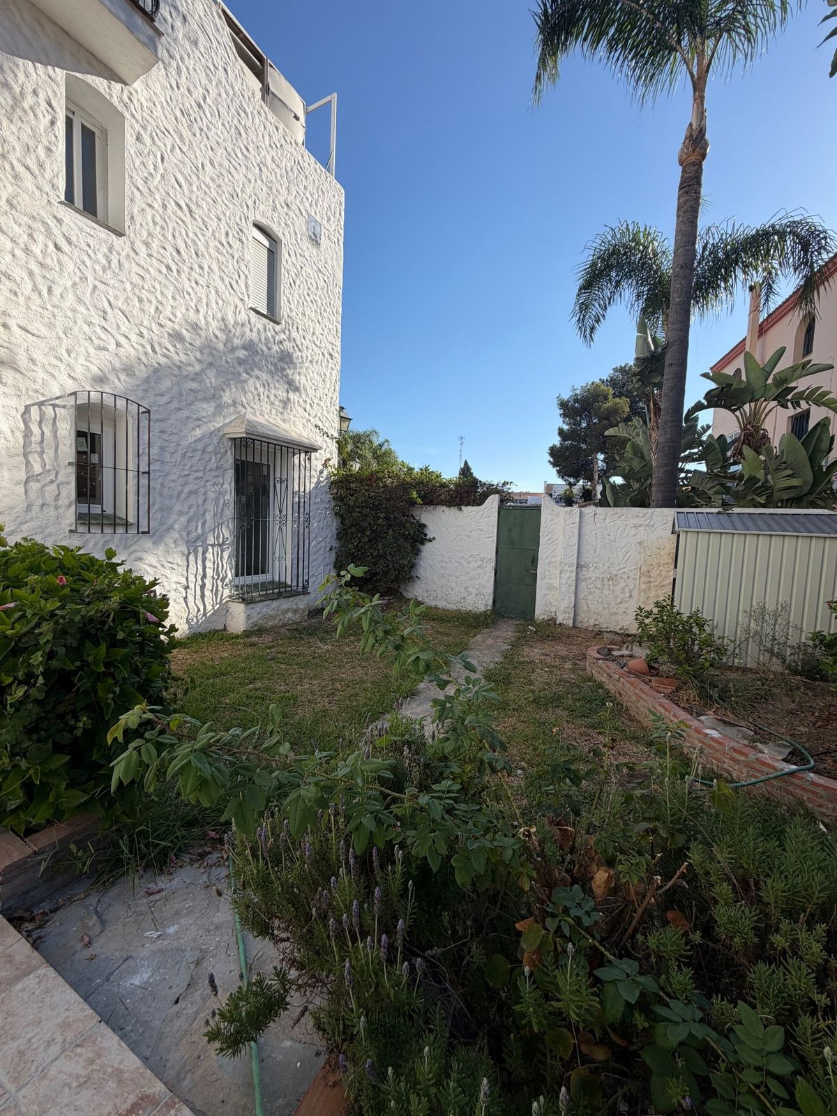 Huis te koop in El Paraiso | 2 slaapkamers H5520010