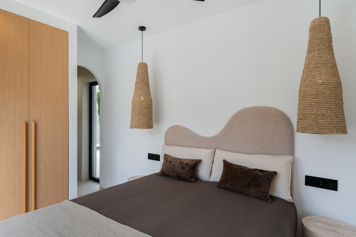 Property main view 32
