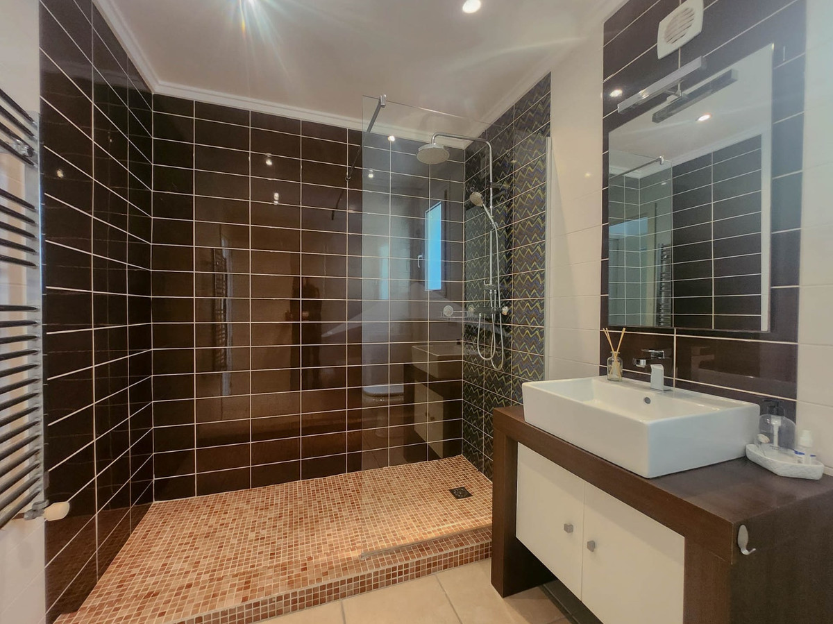 Property main view 30