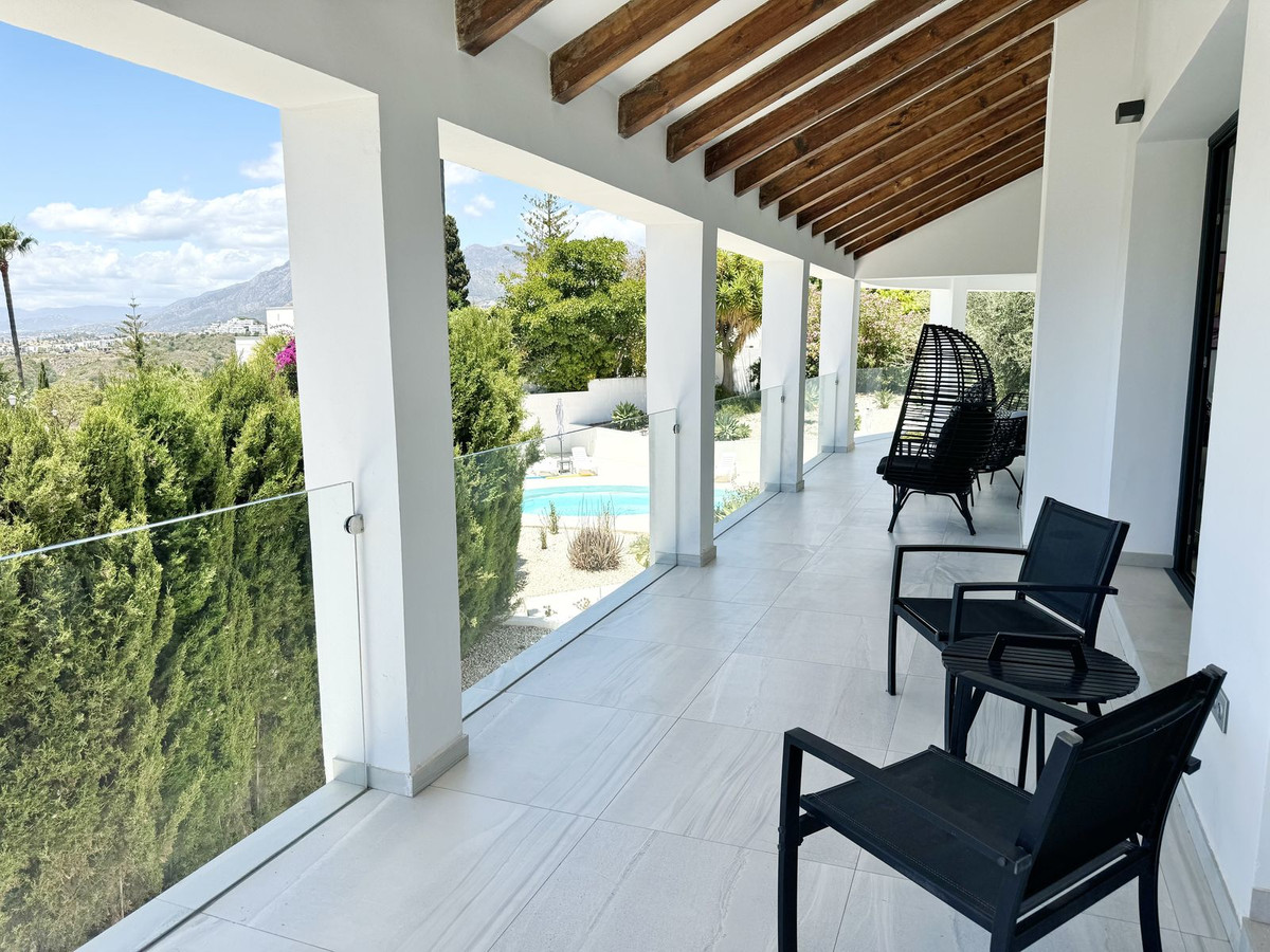 Vrijstaande Villa in El Rosario-12