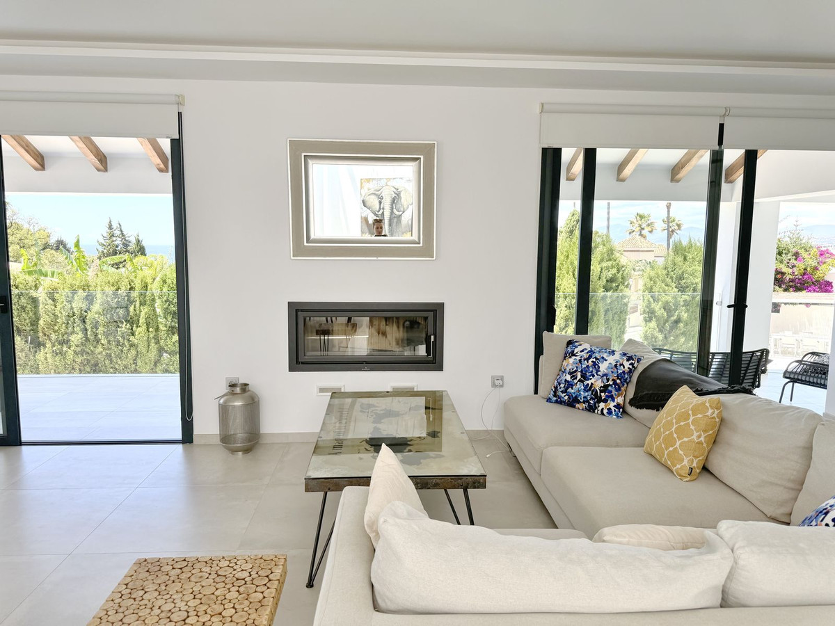 Vrijstaande Villa in El Rosario-9