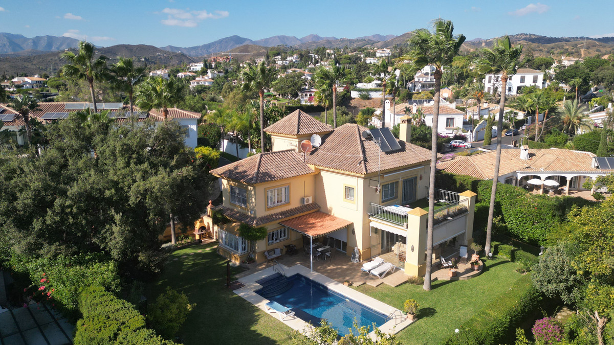 Huis te koop in El Rosario | 5 slaapkamers H4454656