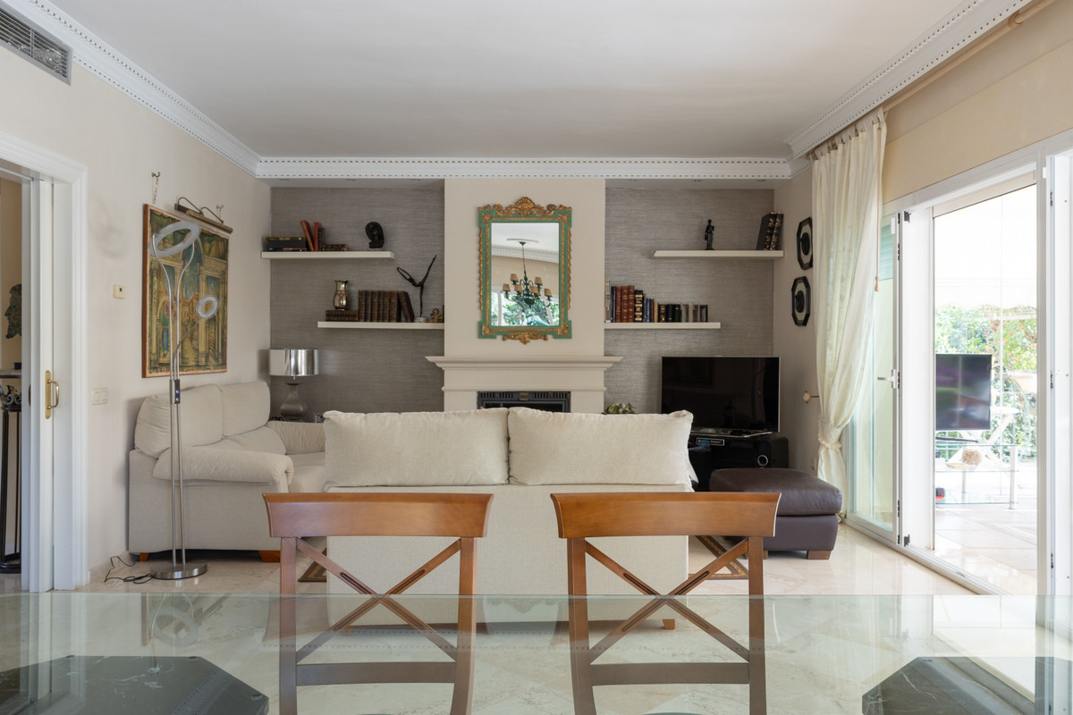 Huis te koop in El Rosario | 5 slaapkamers H4454656