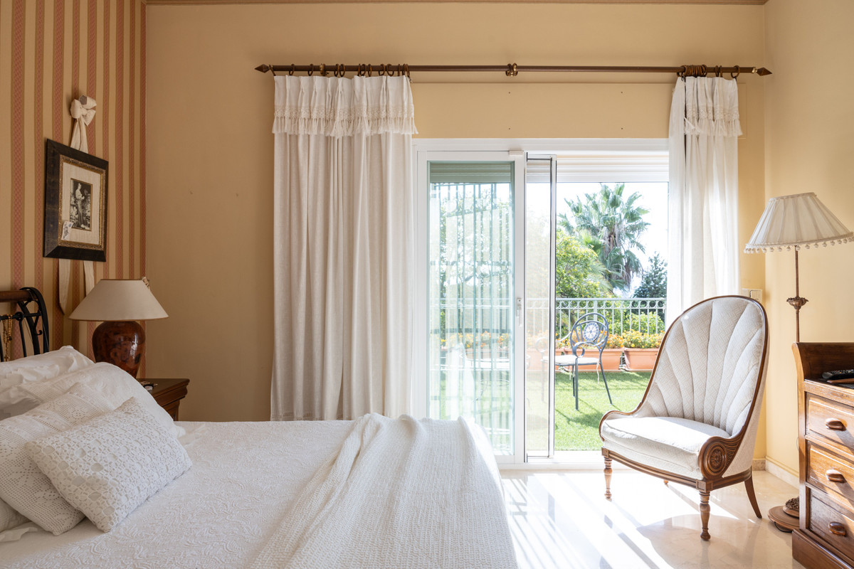 Huis te koop in El Rosario | 5 slaapkamers H4454656