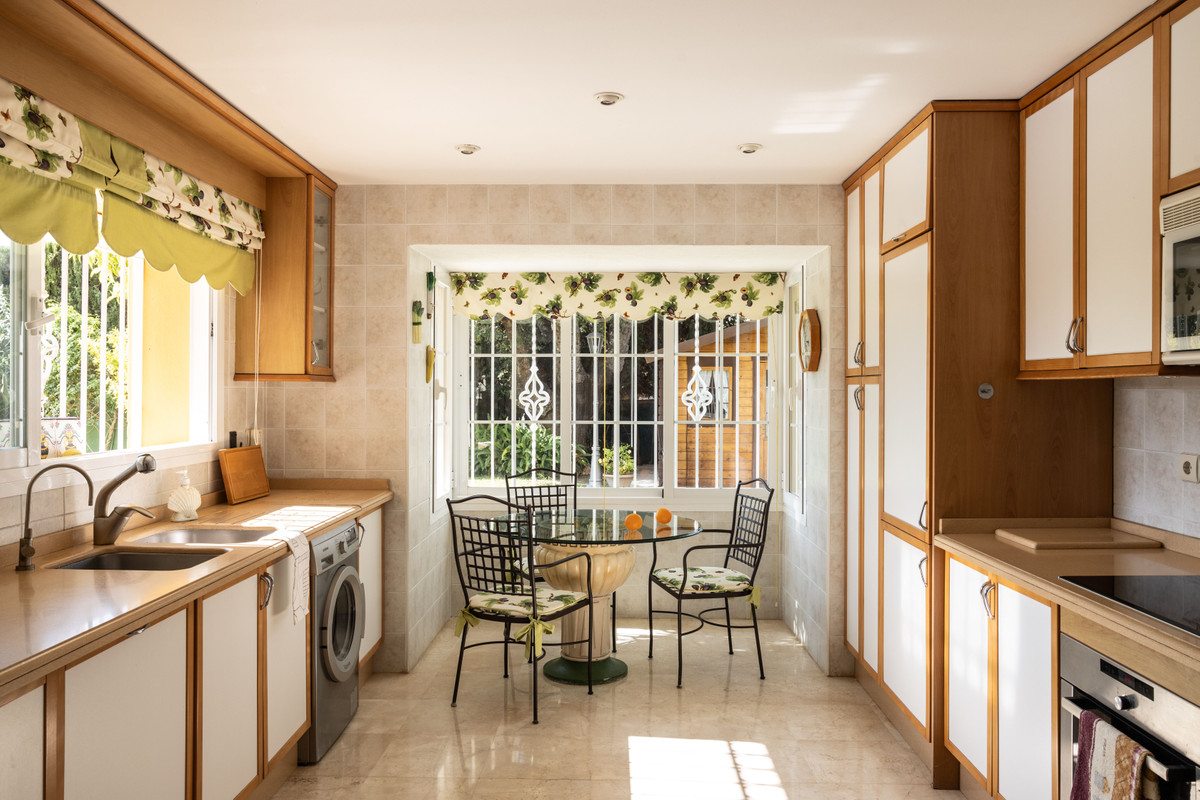 Huis te koop in El Rosario | 5 slaapkamers H4454656