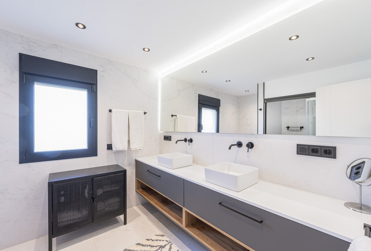 Property main view 32