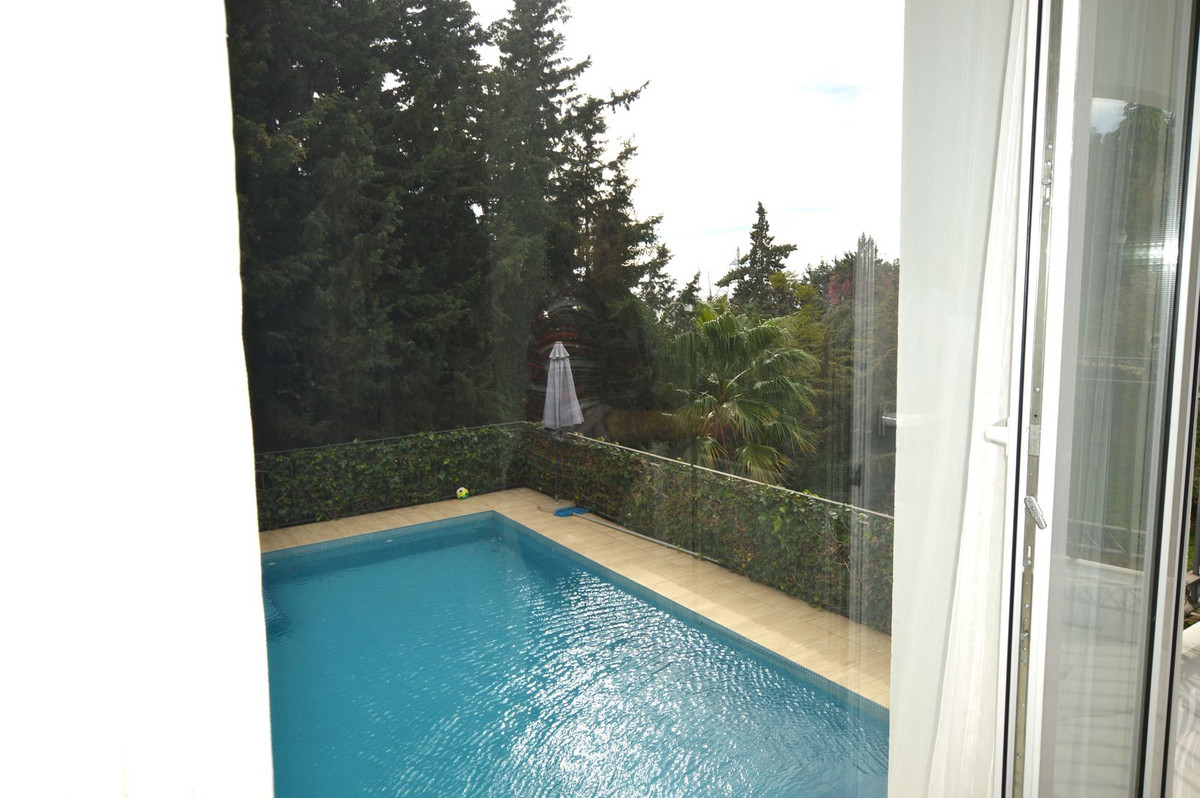 Vrijstaande Villa in El Rosario-13