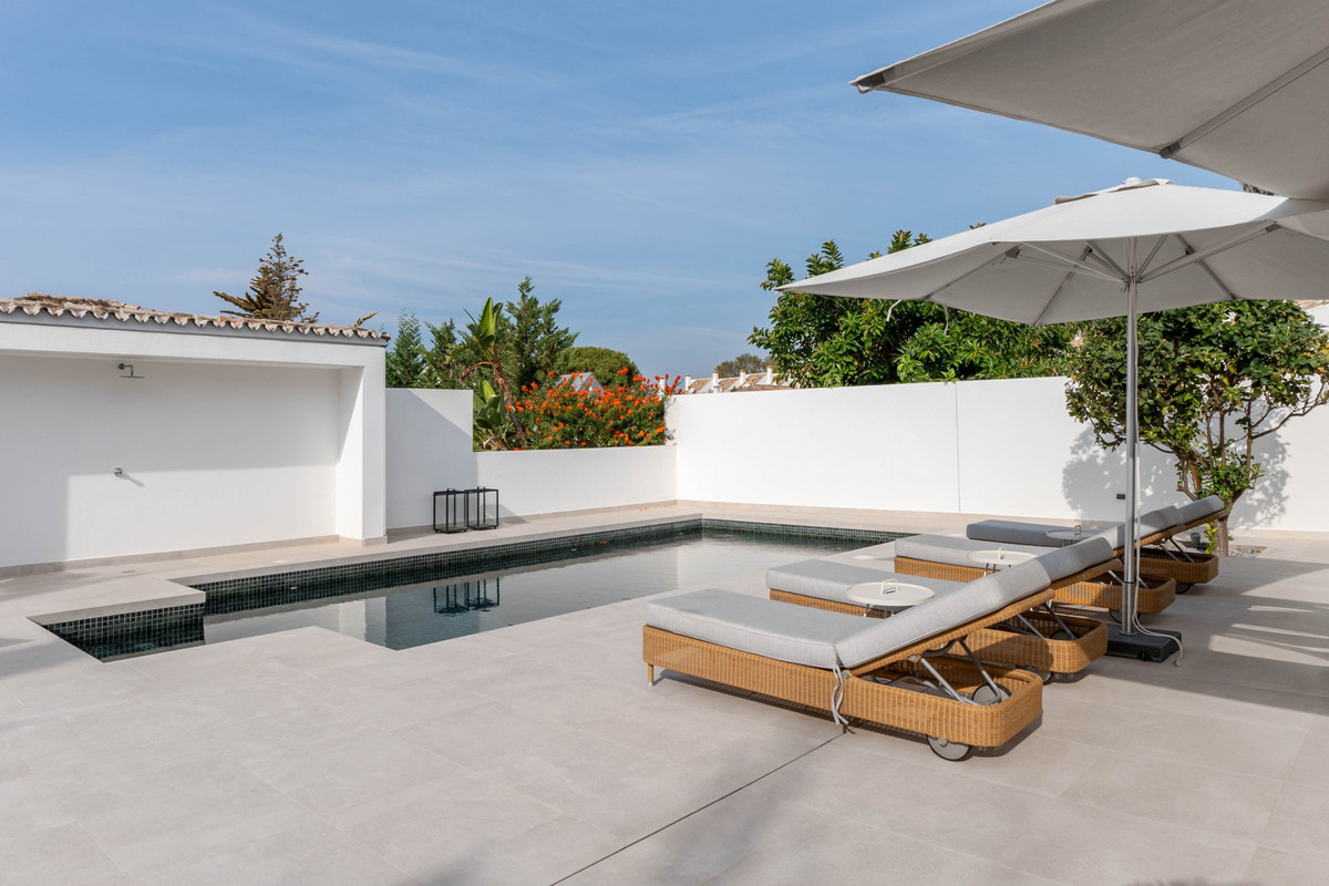 Vrijstaande Villa in El Rosario-14