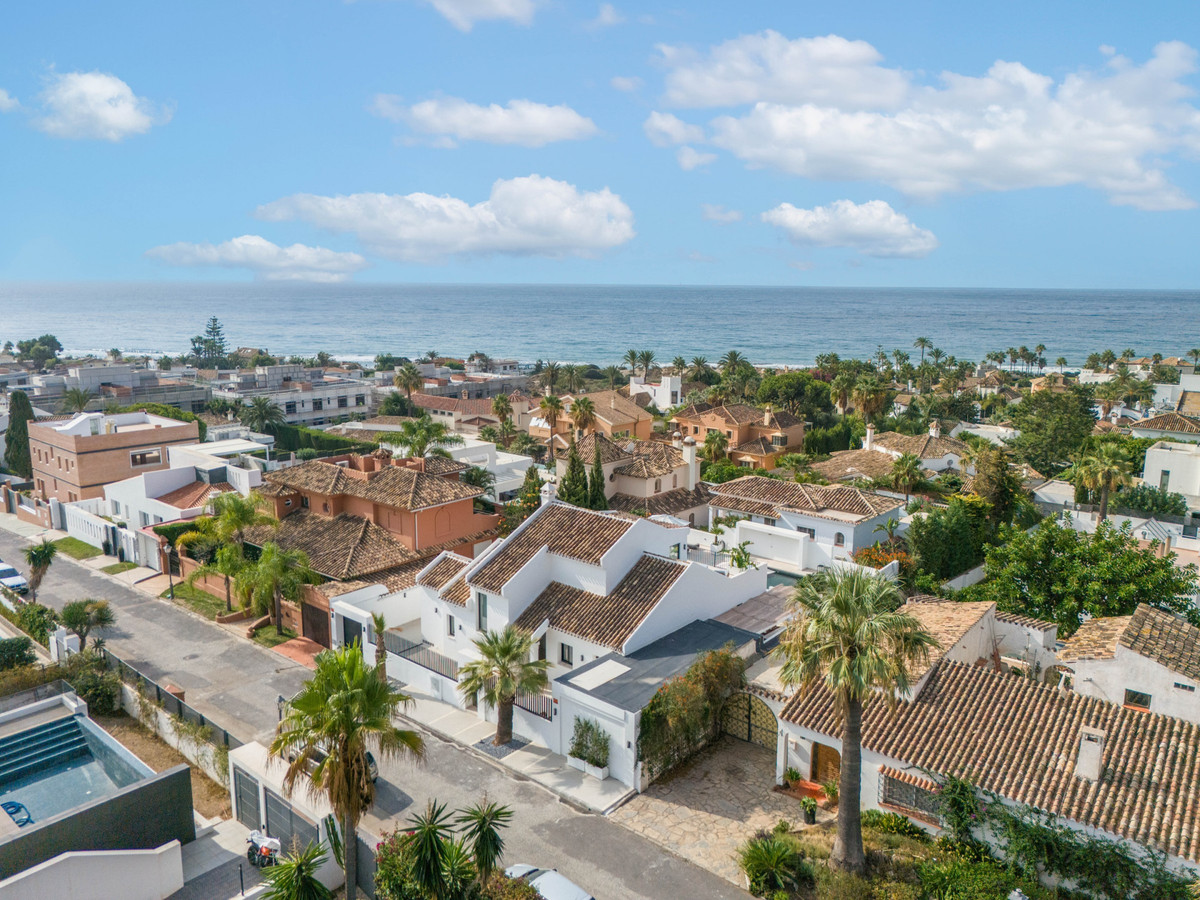 Vrijstaande Villa in El Rosario-42