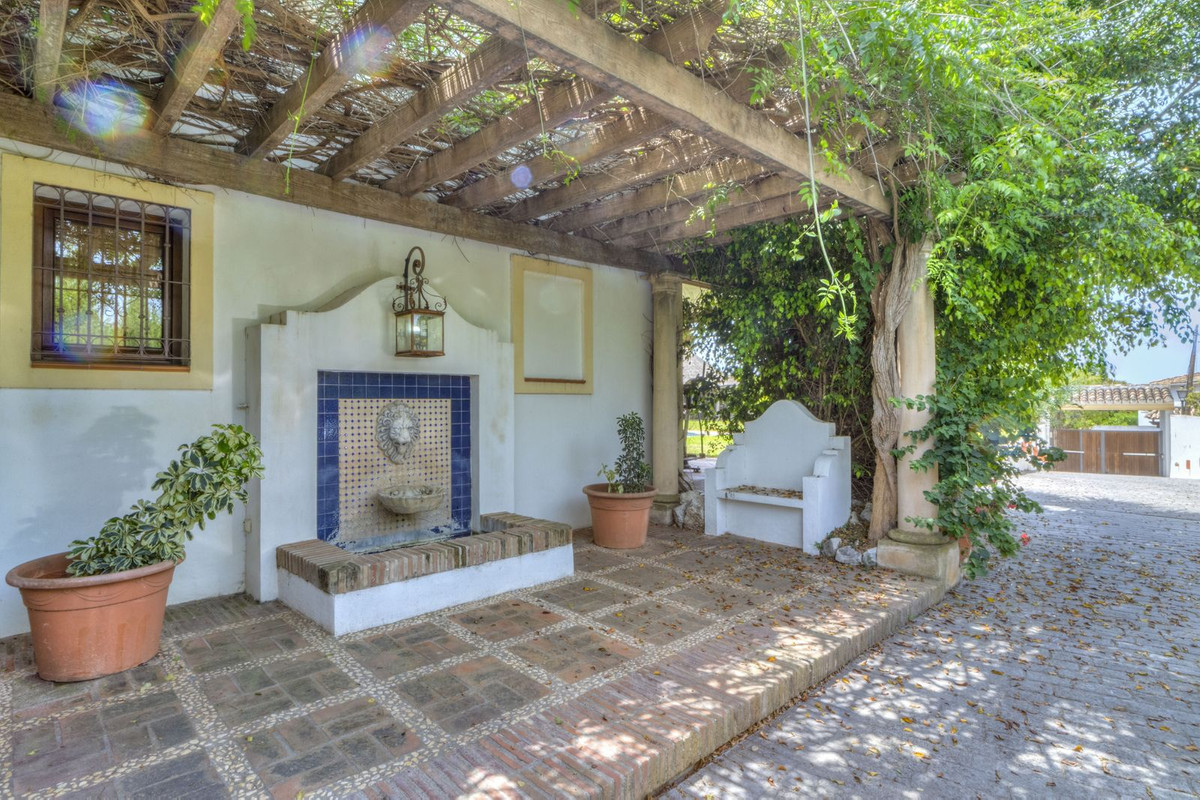 Huis te koop in El Rosario | 5 slaapkamers H5044612