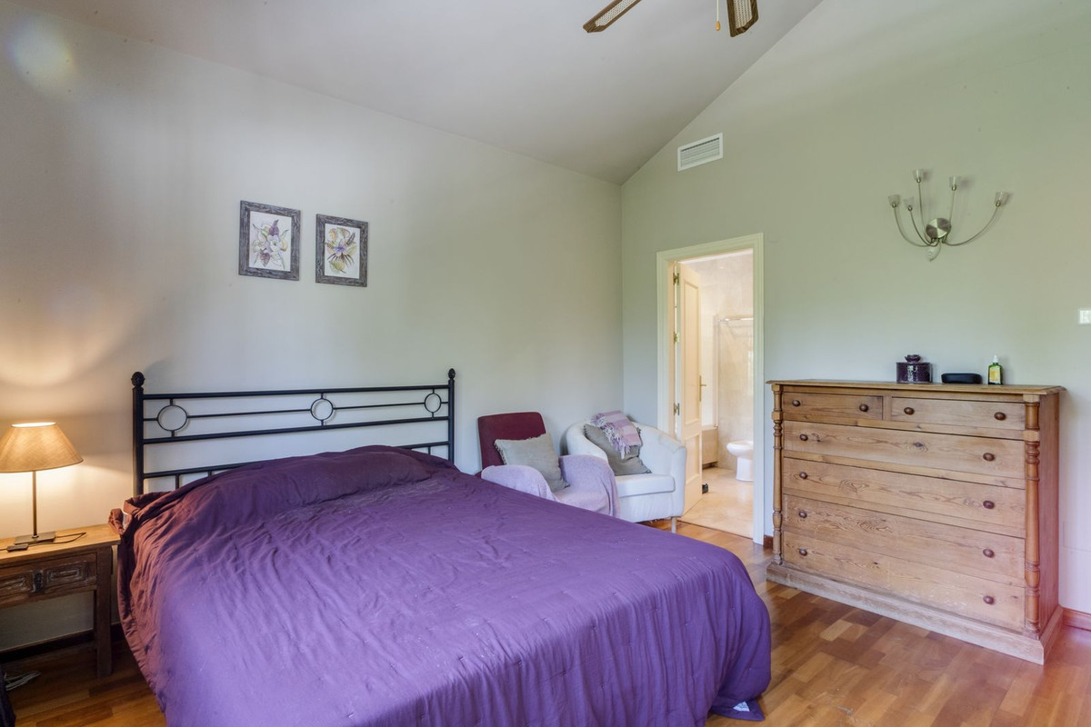 Huis te koop in El Rosario | 5 slaapkamers H5044612
