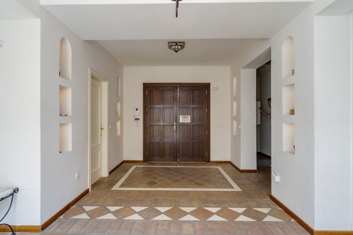 Huis te koop in El Rosario | 5 slaapkamers H5044612