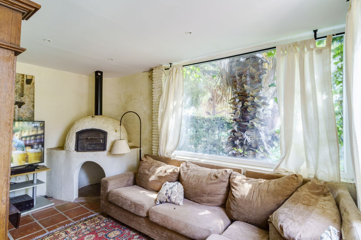 Huis te koop in El Rosario | 4 slaapkamers H5079163