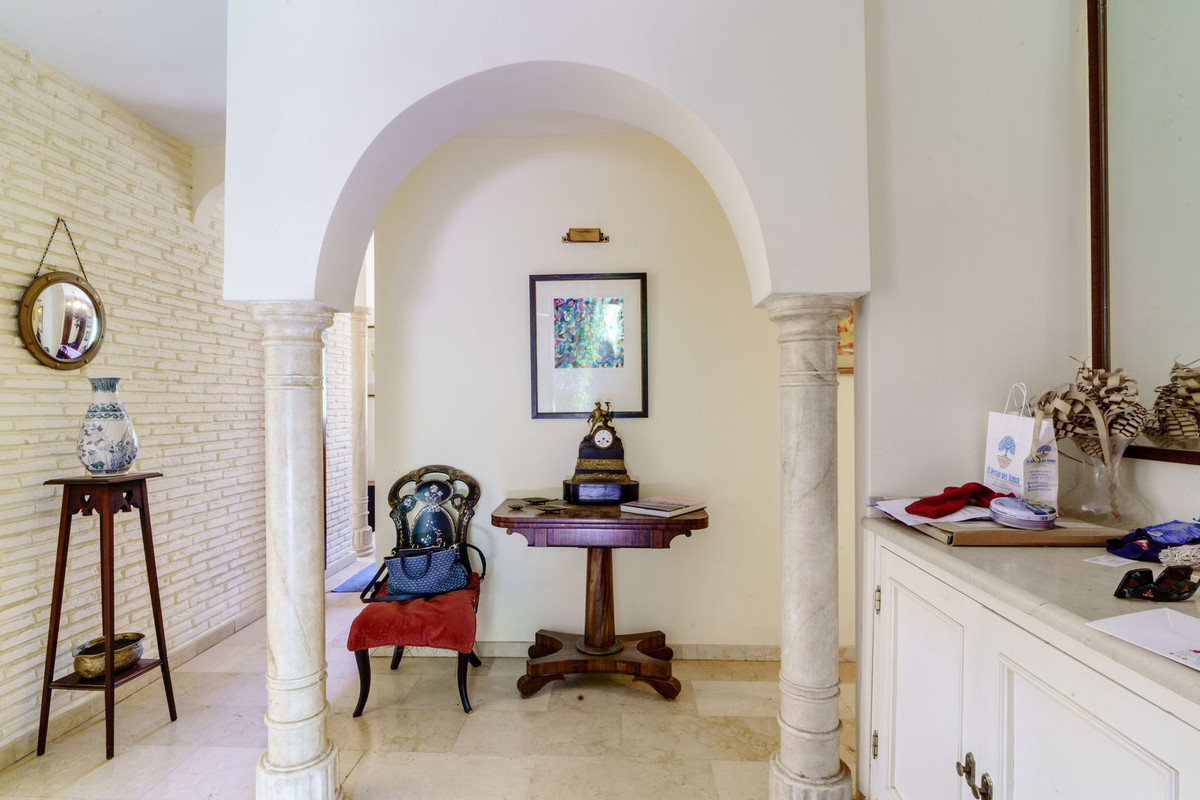 Huis te koop in El Rosario | 4 slaapkamers H5079163
