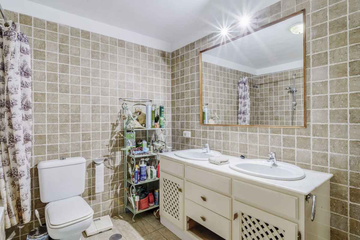 Huis te koop in El Rosario | 4 slaapkamers H5079163