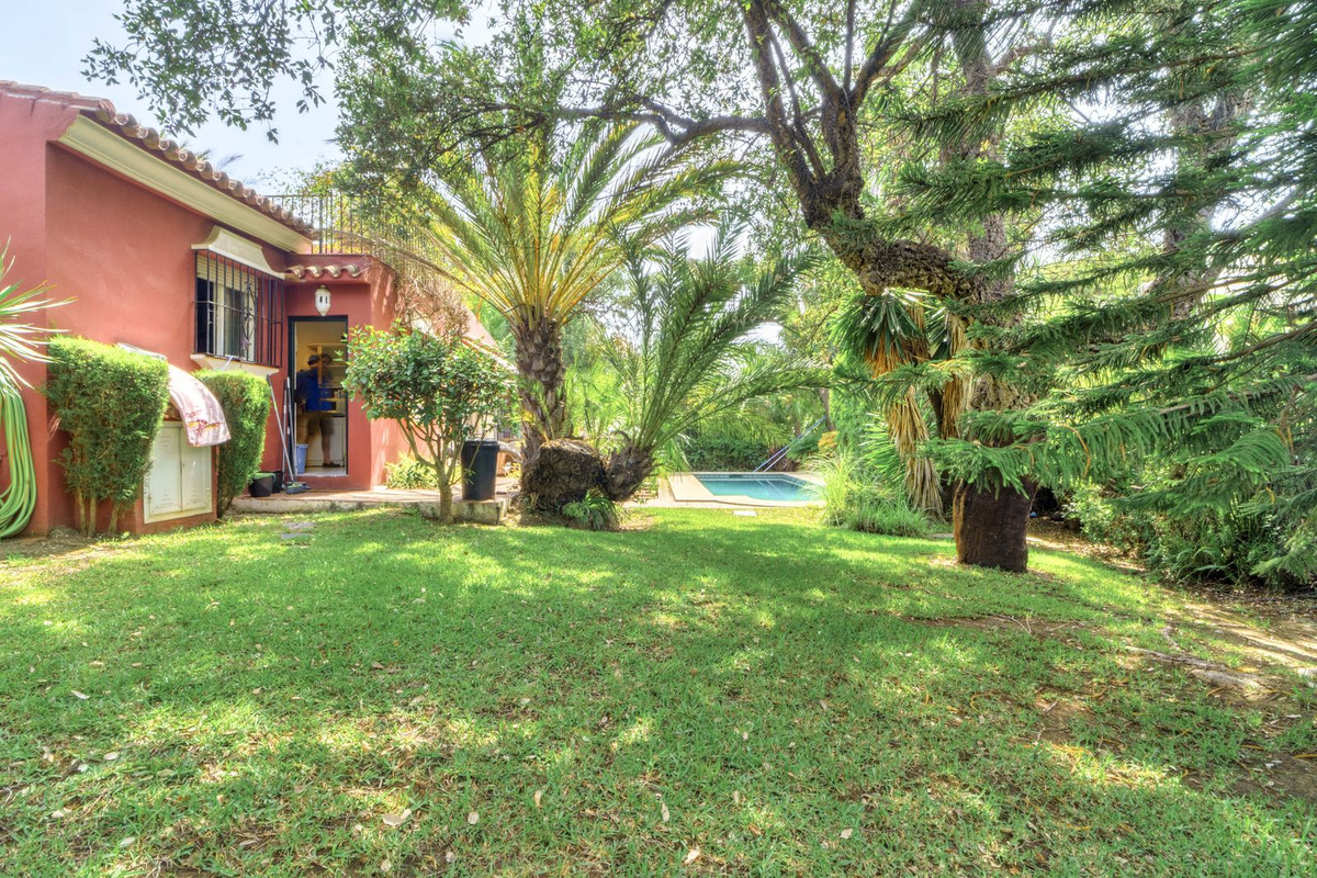 Huis te koop in El Rosario | 4 slaapkamers H5079163