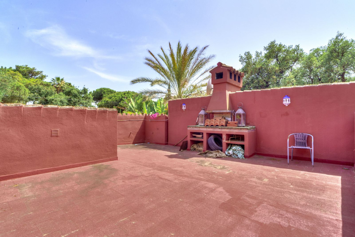 Huis te koop in El Rosario | 4 slaapkamers H5079163