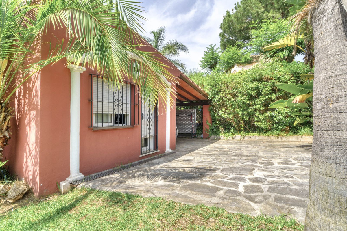 Huis te koop in El Rosario | 4 slaapkamers H5079163