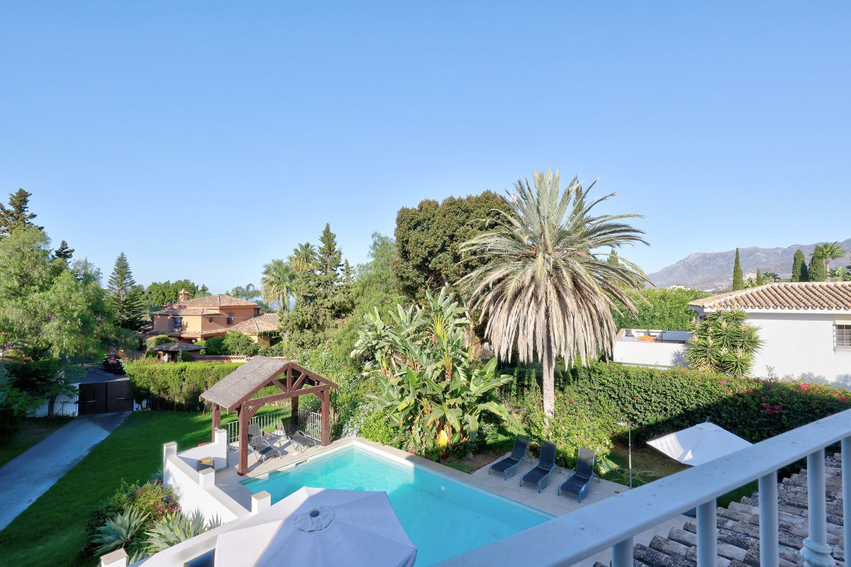 Huis te koop in El Rosario | 5 slaapkamers H5104279