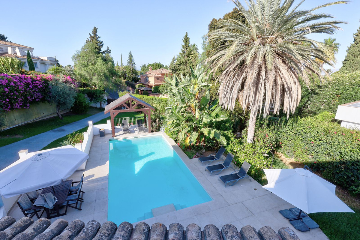 Huis te koop in El Rosario | 5 slaapkamers H5104279