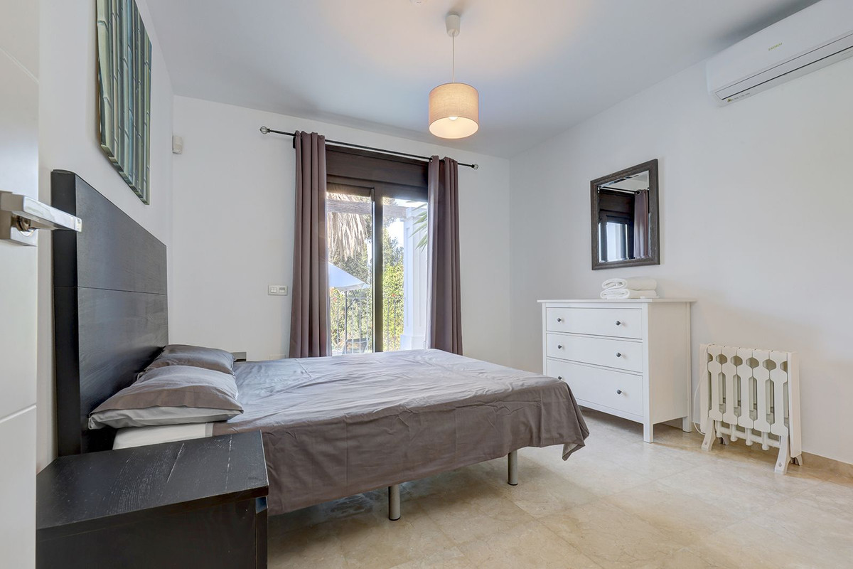 Huis te koop in El Rosario | 5 slaapkamers H5104279