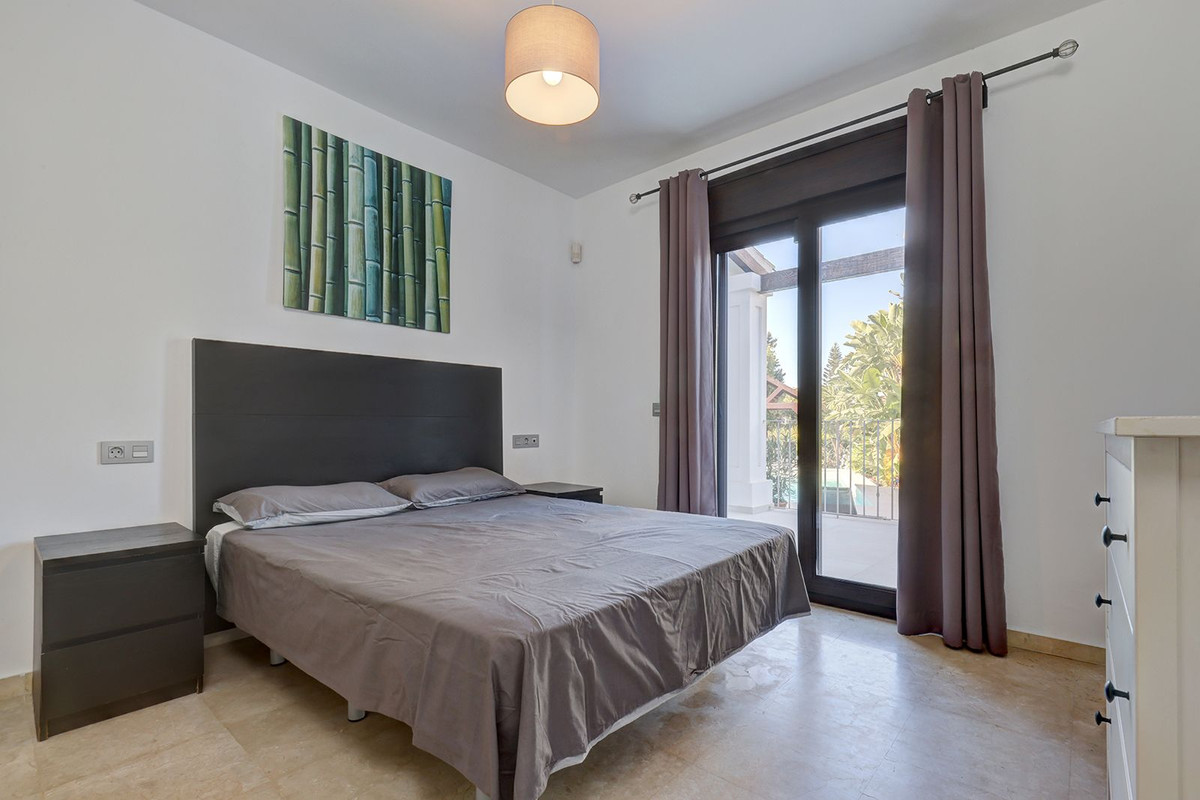 Huis te koop in El Rosario | 5 slaapkamers H5104279
