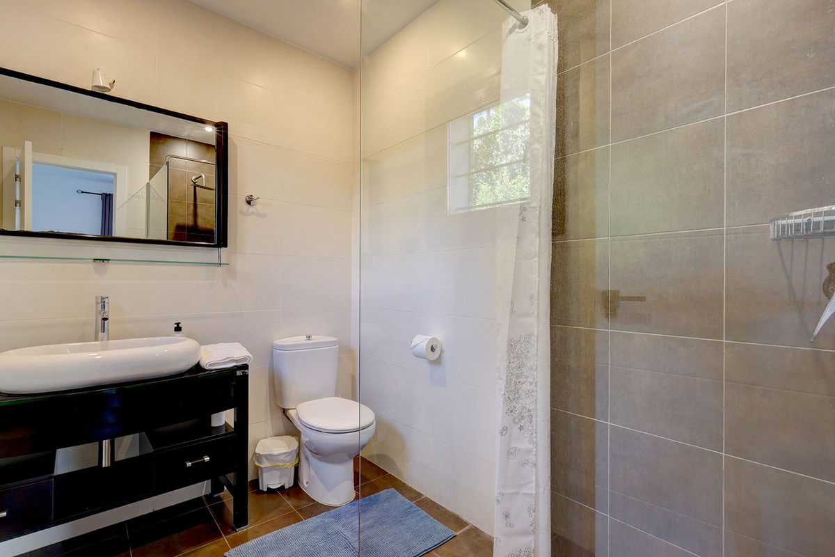 Huis te koop in El Rosario | 5 slaapkamers H5104279