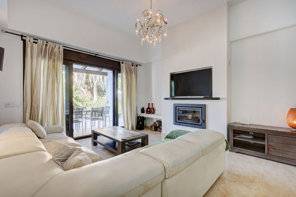 Huis te koop in El Rosario | 5 slaapkamers H5104279