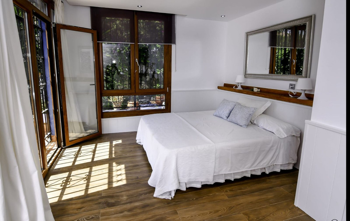 Huis te koop in El Rosario | 4 slaapkamers H5107462