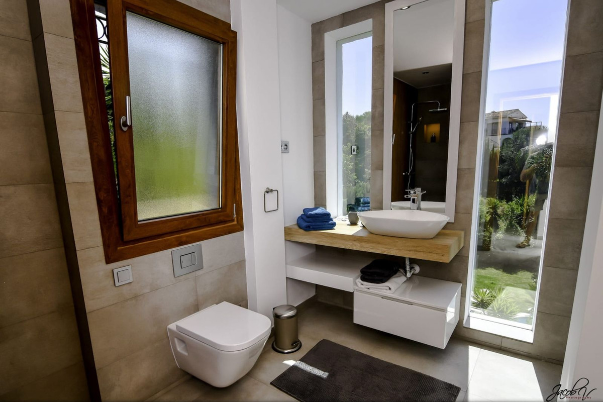 Huis te koop in El Rosario | 4 slaapkamers H5107462